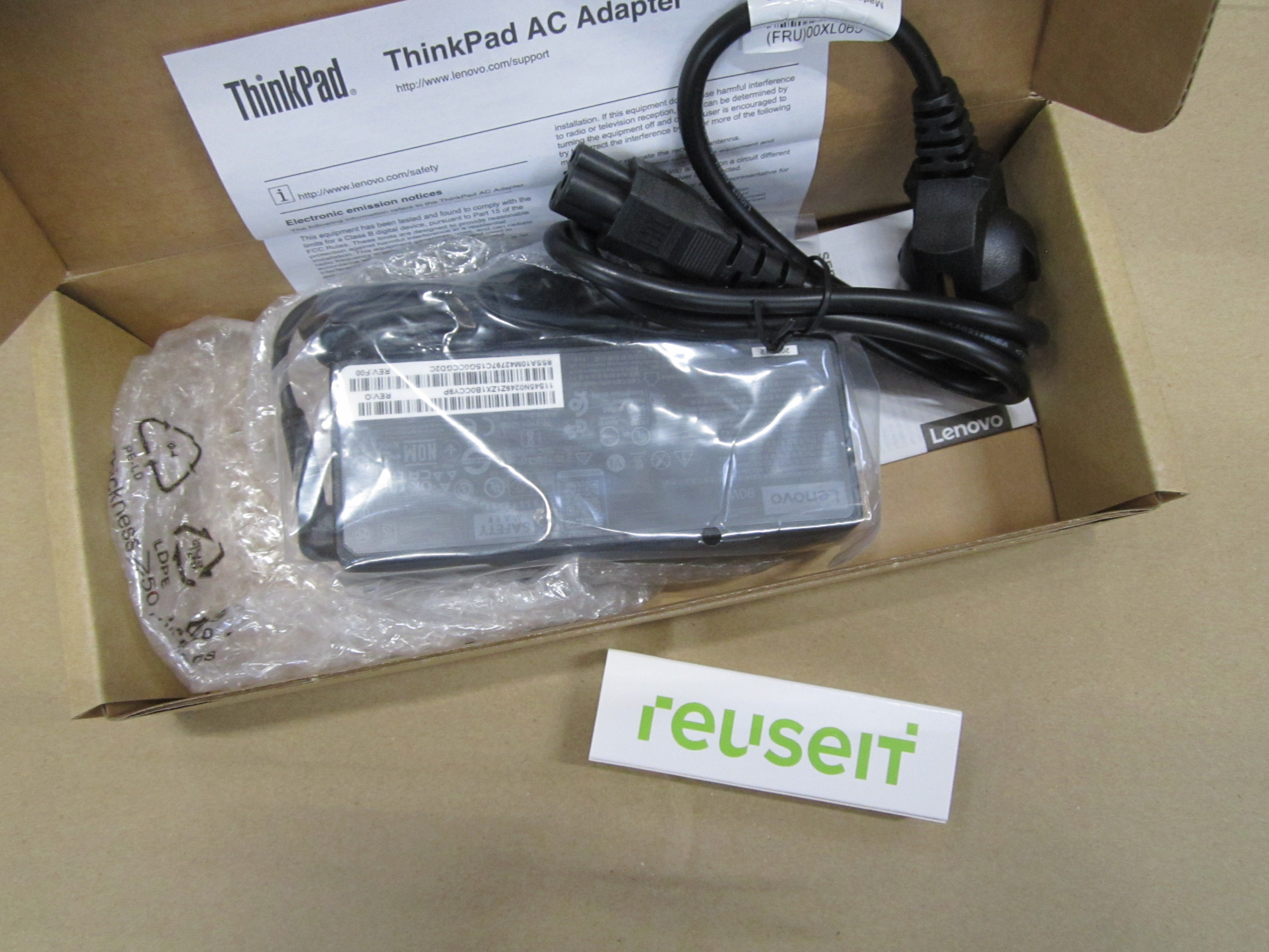 Lenovo Lenovo ThinkPad 90W AC Adapter | Neu